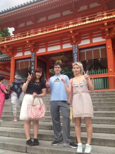 Summer 2015 Kobe students at Kiyomizu Temple in Kyoto